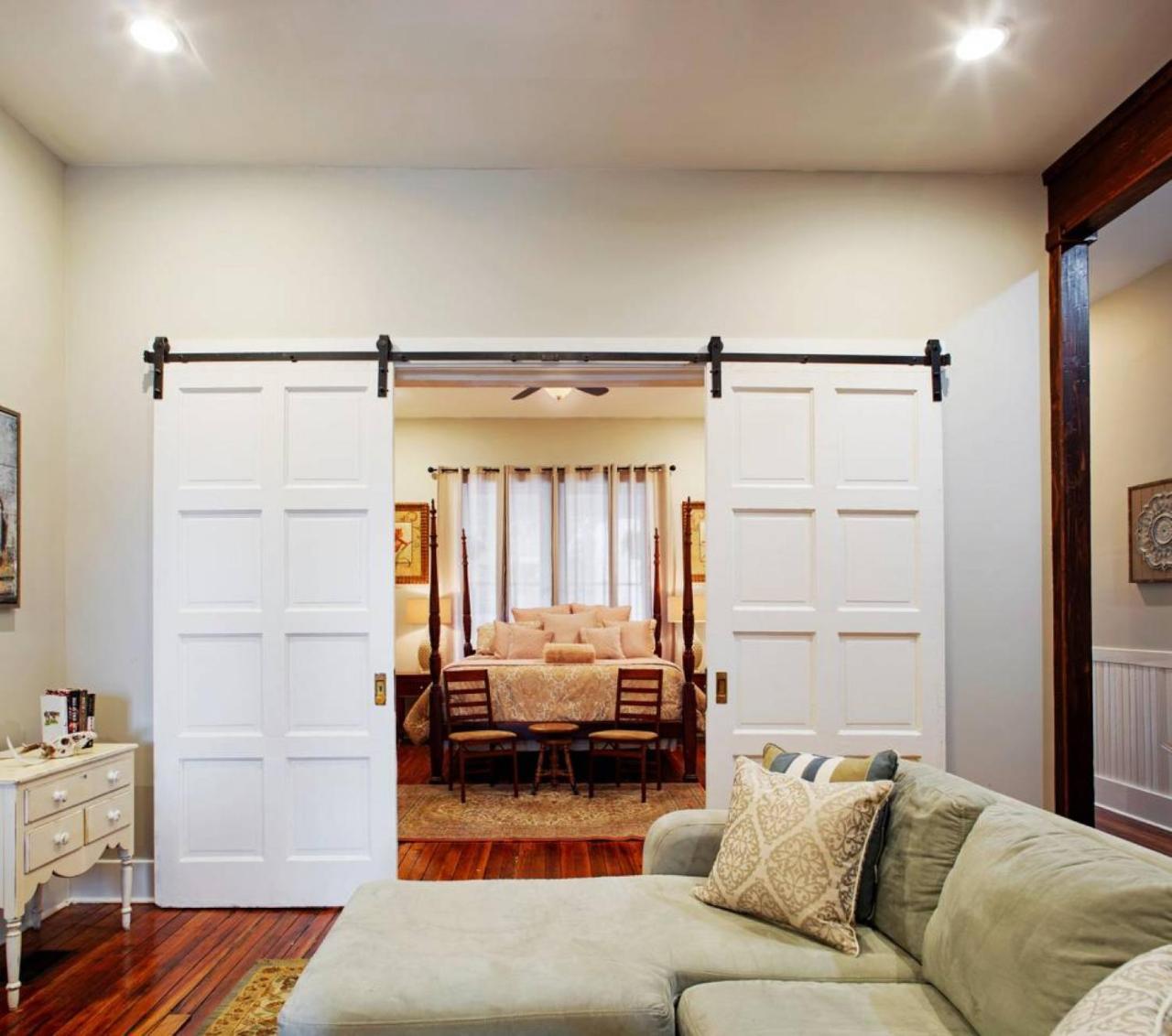 414 Waldburg A - Newly Renovated Apt With Outdoor Space! Apartment Savannah Bagian luar foto